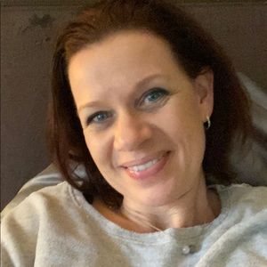 Meet your Posher, Alissa